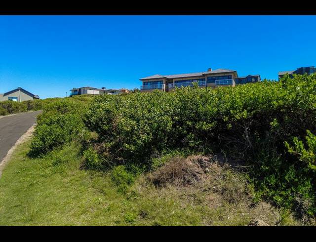 LAND FOR SALE IN VILLAGE ON SEA